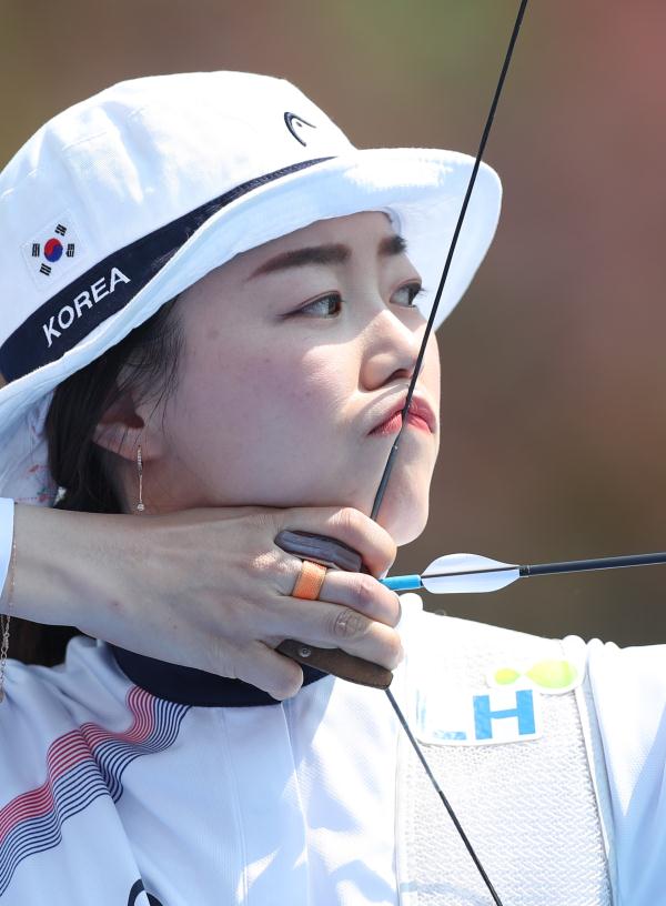 乐鱼体育-卡塔尔选手斩获射箭女子团体银牌