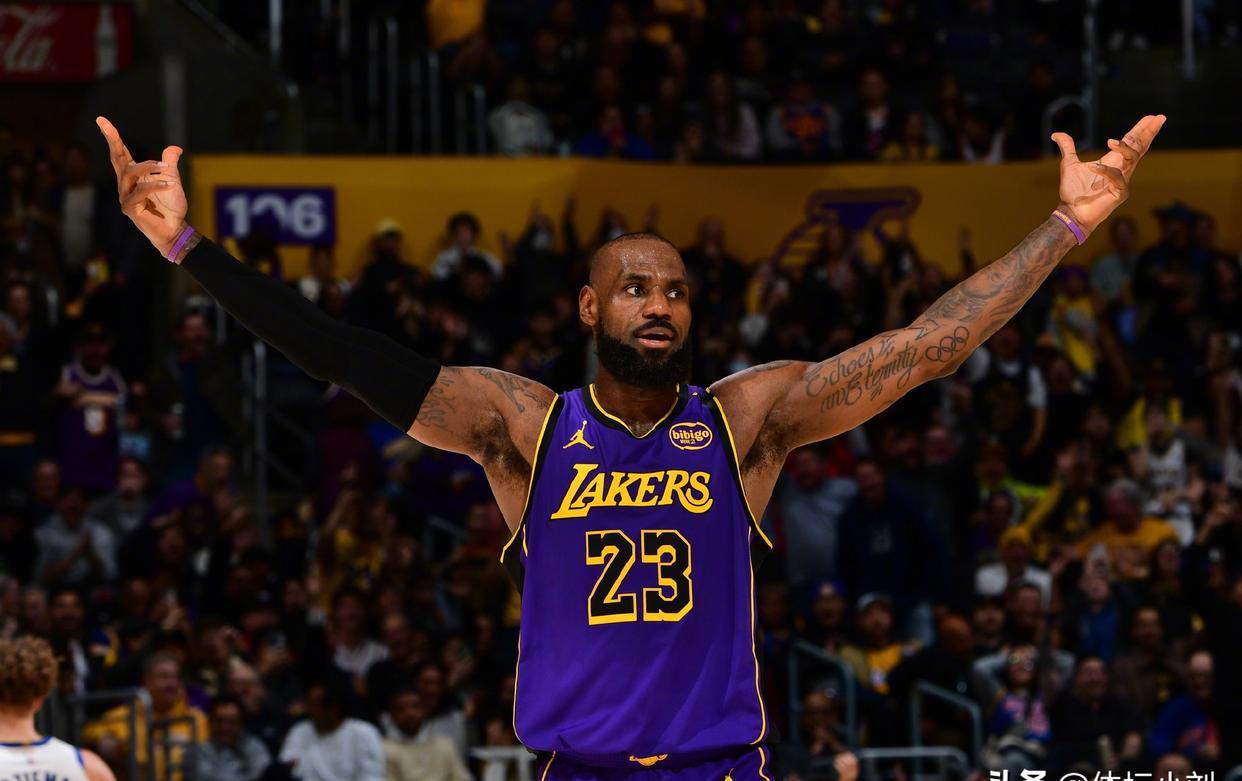 湖人惨遭雄鹿逆转,詹姆斯孤立无援 湖人惨遭雄鹿逆转,詹姆斯孤立无援