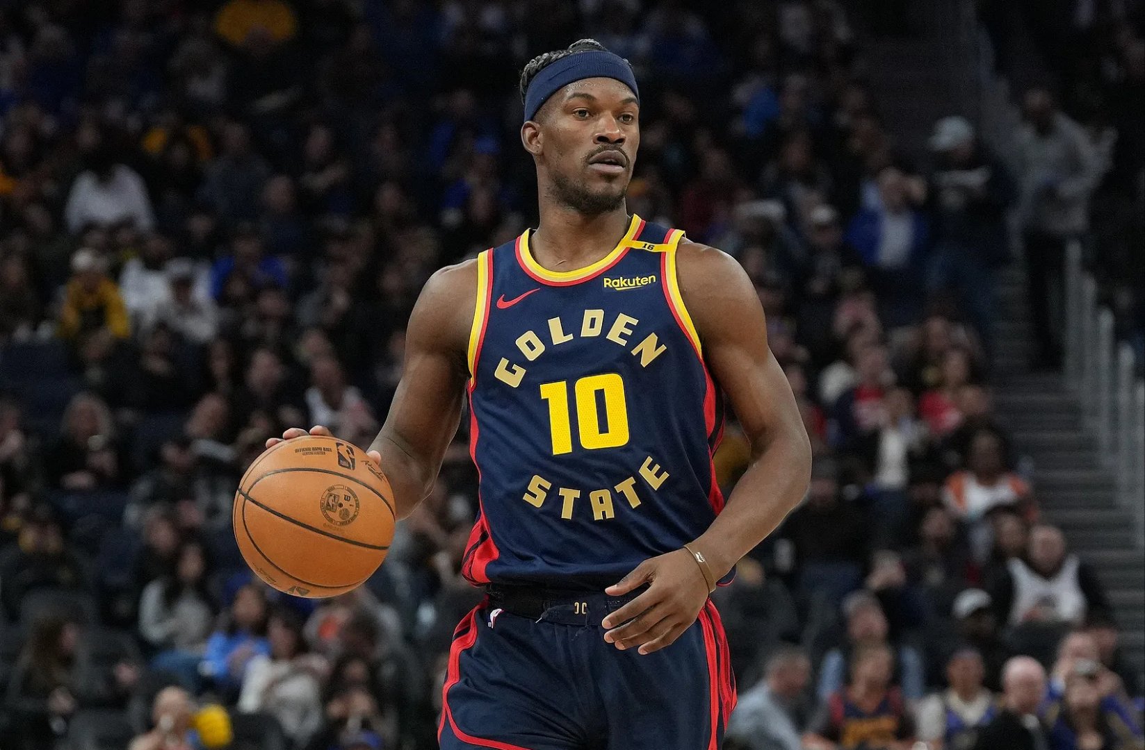 猛龙大战勇士拼尽全力，全队暴掠劝退对手留下胜利