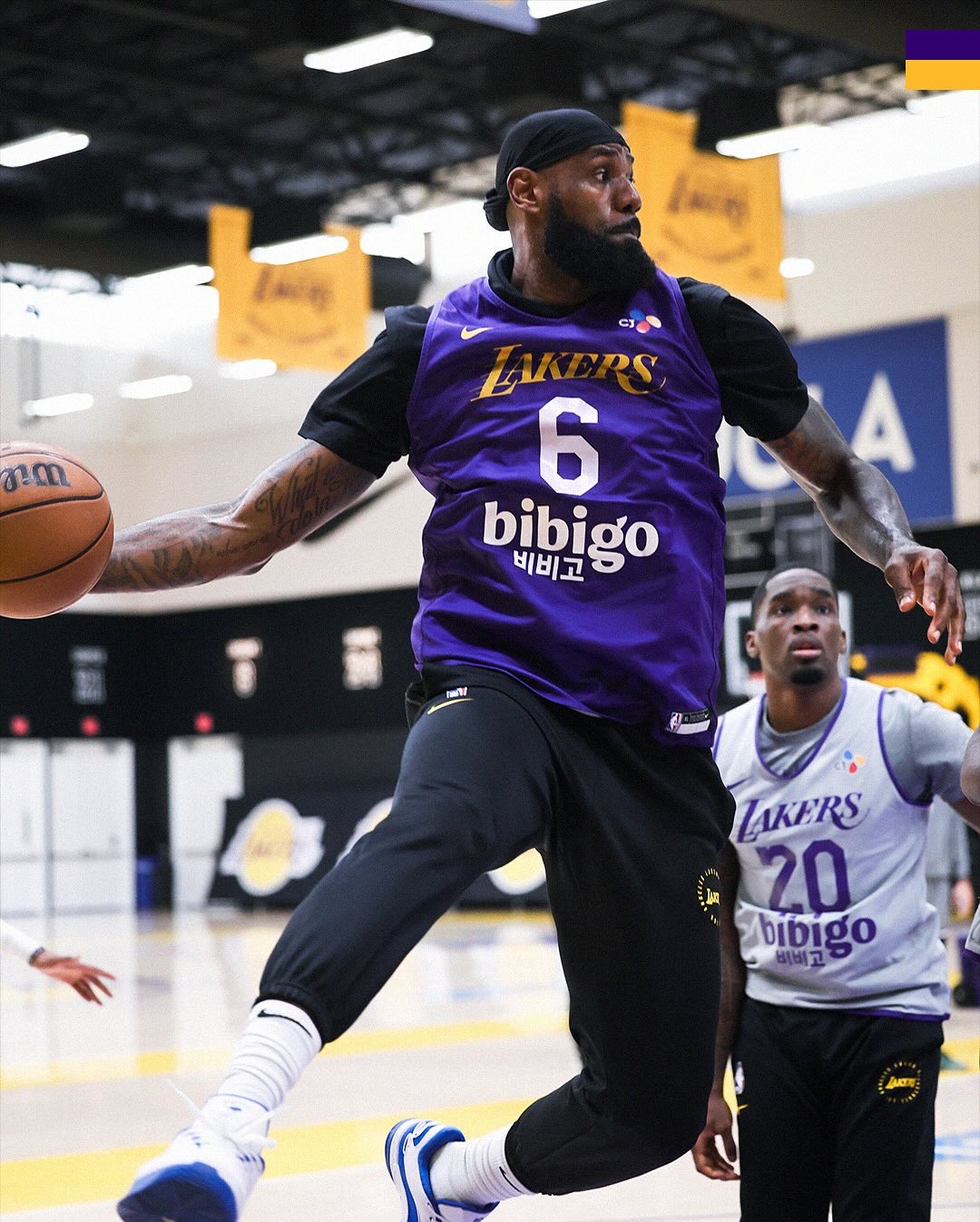 雄鹿备战湖人，格林受伤恐影响的简单介绍