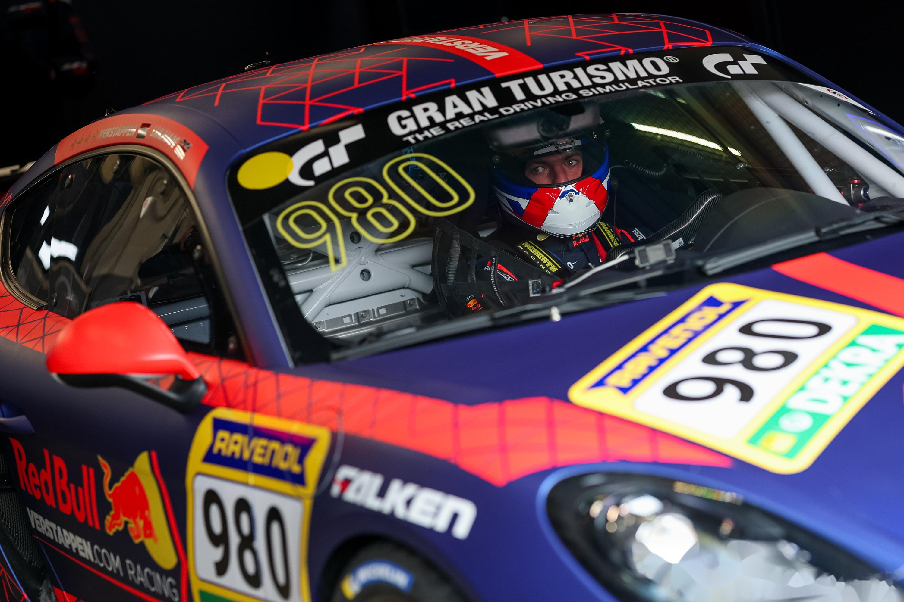 红牛二队完胜红牛车队，维斯塔潘带队取胜的简单介绍